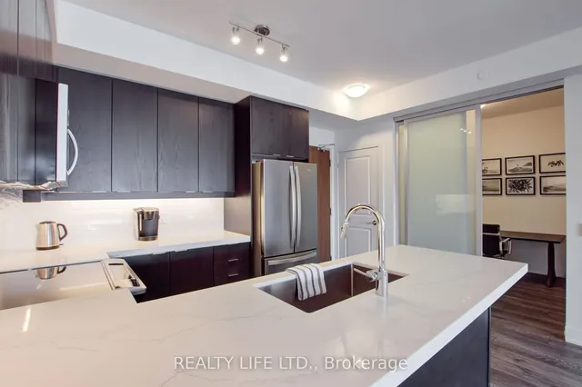 Additional property image - 1050 Main St Unit 1014
