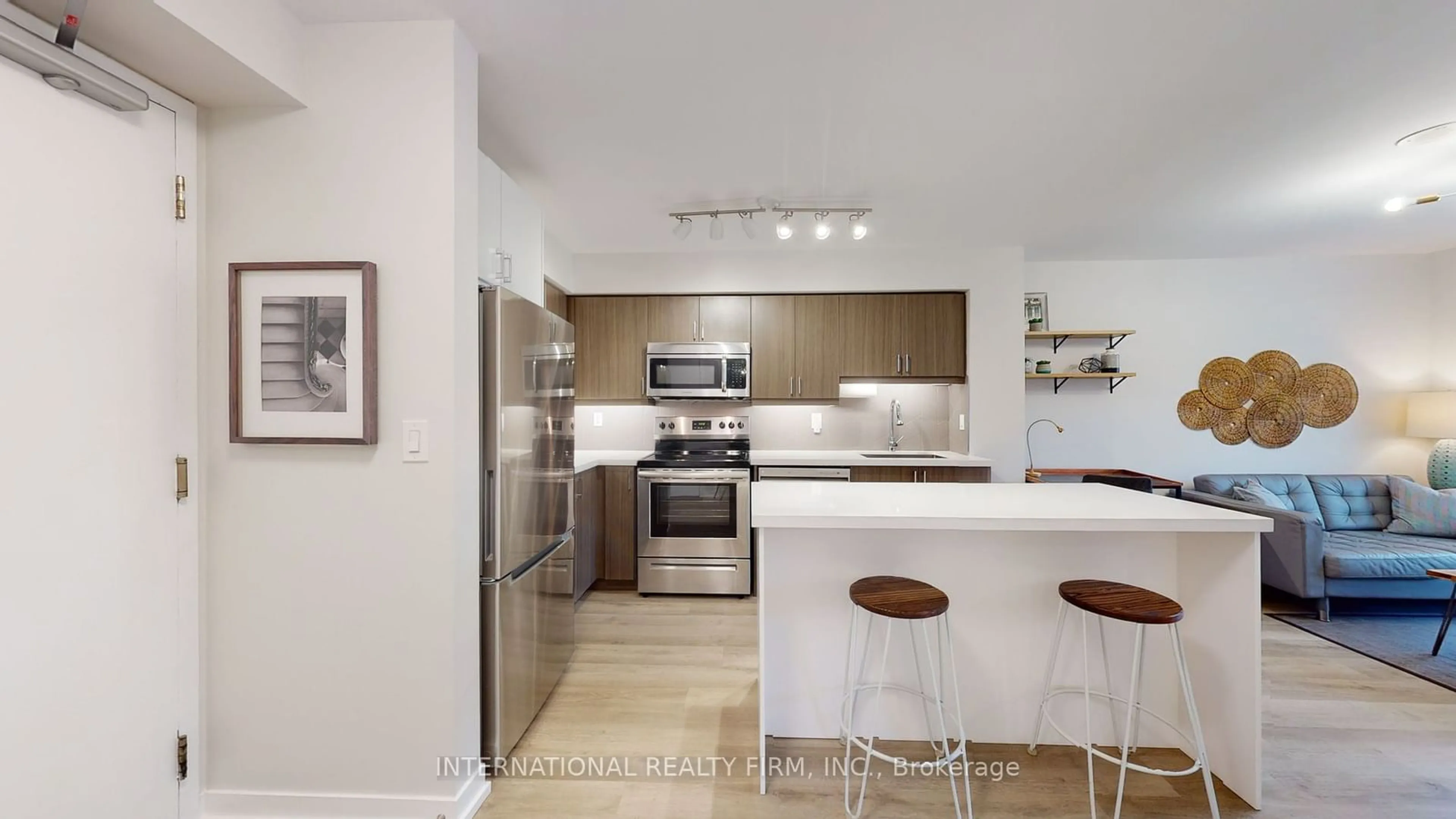 Open concept kitchen, unknown for 812 Lansdowne Ave #322, Toronto Ontario M6H 4K5