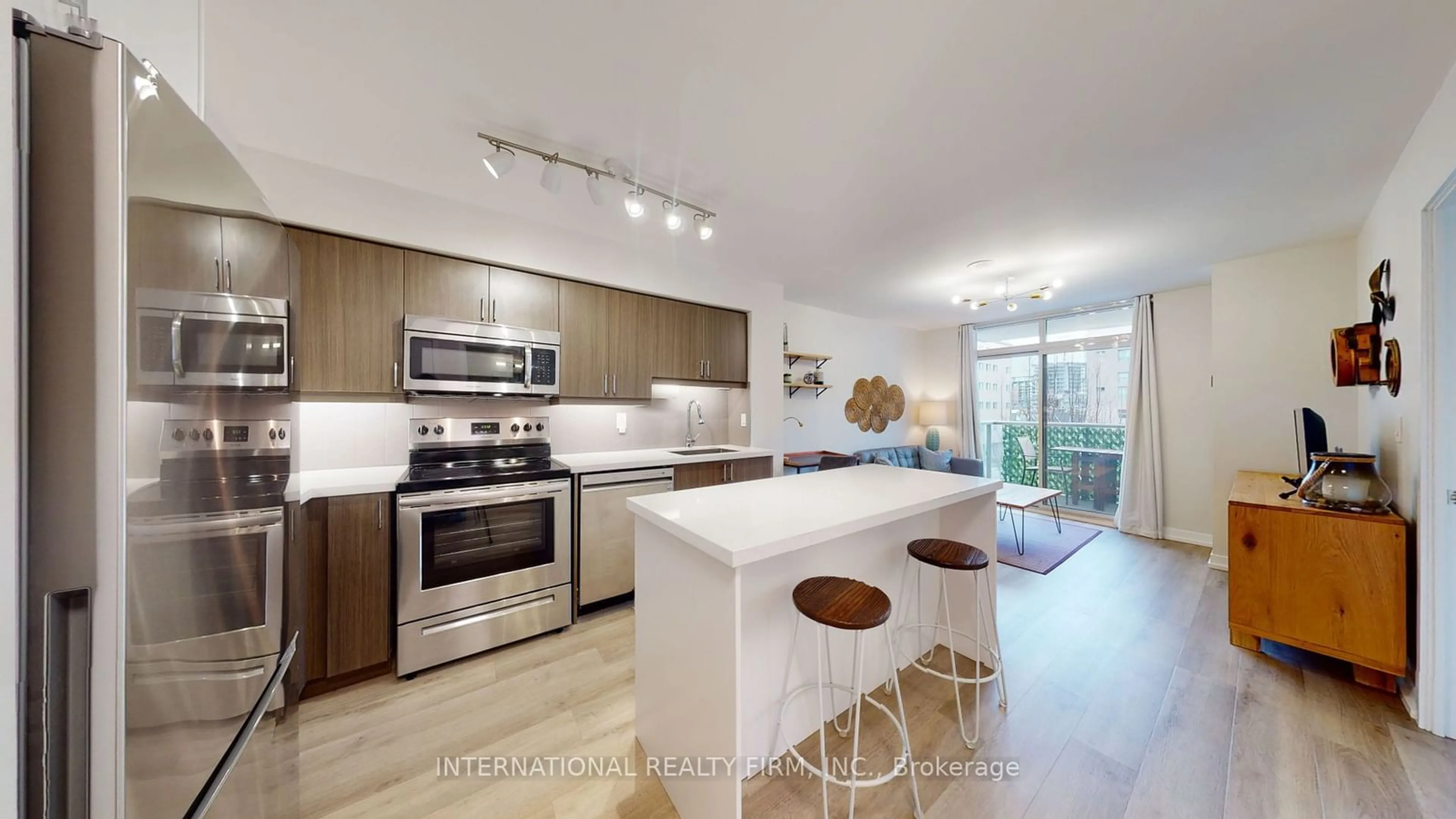 Open concept kitchen, unknown for 812 Lansdowne Ave #322, Toronto Ontario M6H 4K5