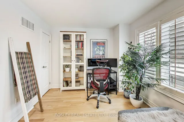 Additional property image - 117B The Queensway Unit TH 94