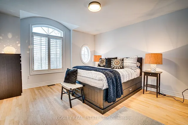 Additional property image - 117B The Queensway Unit TH 94