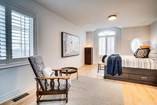 Additional property image - 117B The Queensway Unit TH 94