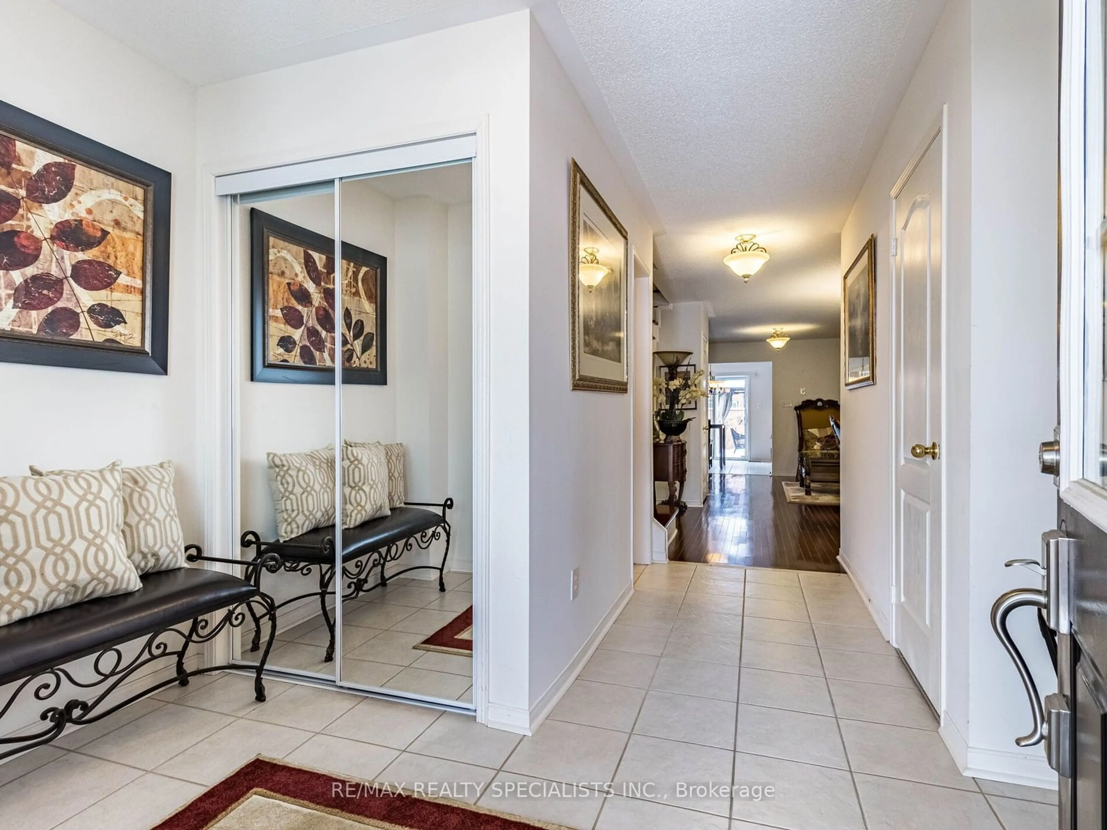 Indoor foyer for 83 Spicebush Terr, Brampton Ontario L6X 0J5