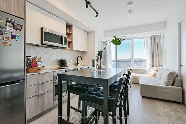 Additional property image - 36 Zorra St Unit 1202