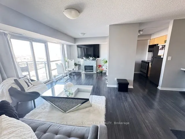 Additional property image - 215 Queen St Unit 711