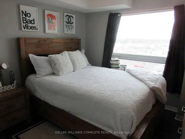 Additional property image - 215 Queen St Unit 711
