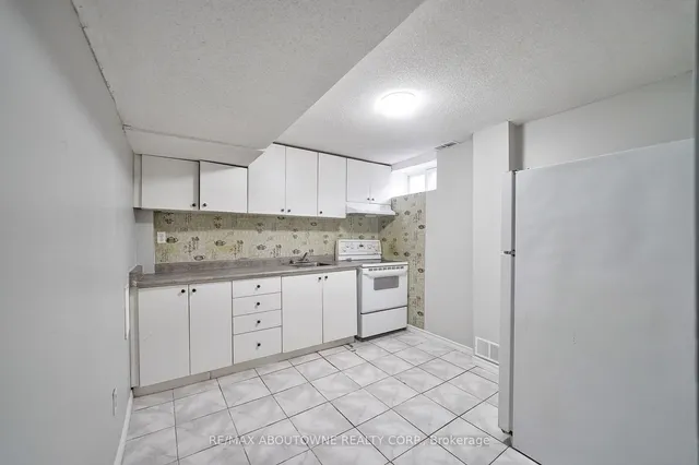 Additional property image - 556 Delphine Dr