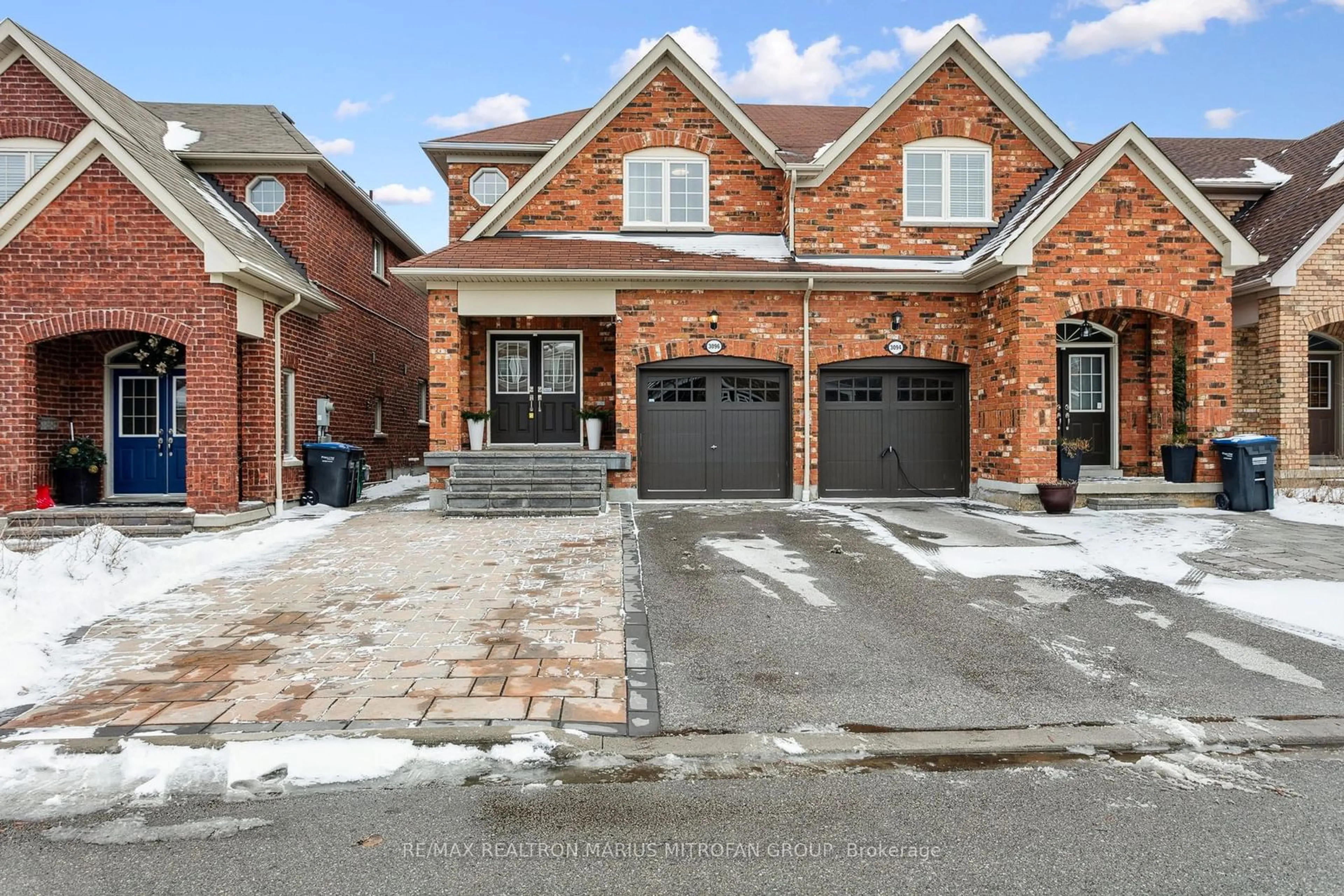 Home with brick exterior material, street for 3096 Cabano Cres, Mississauga Ontario L5M 0C4