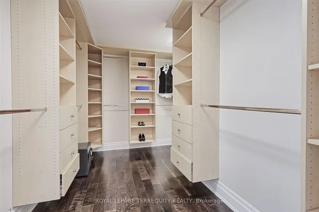 Additional property image - 2095 Lake Shore Blvd Unit 515