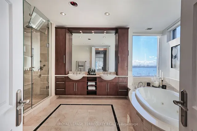 Additional property image - 2095 Lake Shore Blvd Unit 515