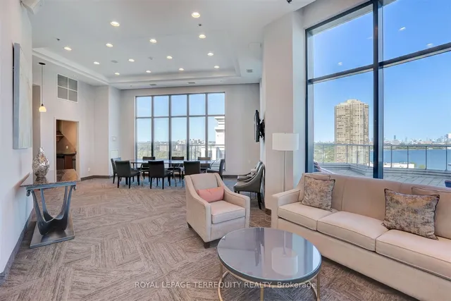 Additional property image - 2095 Lake Shore Blvd Unit 515