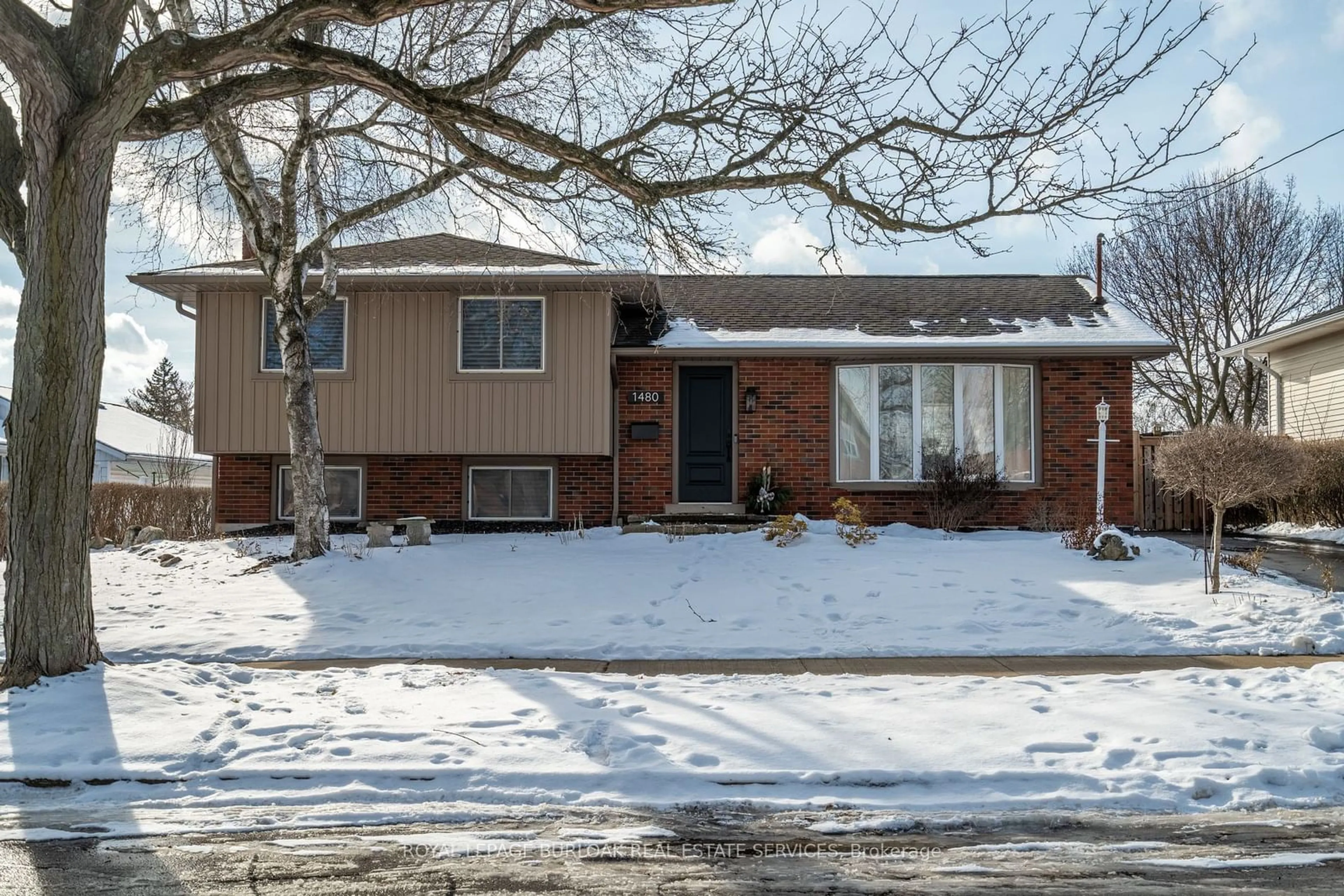 Home with brick exterior material, street for 1480 Barker Ave, Burlington Ontario L7P 2R4