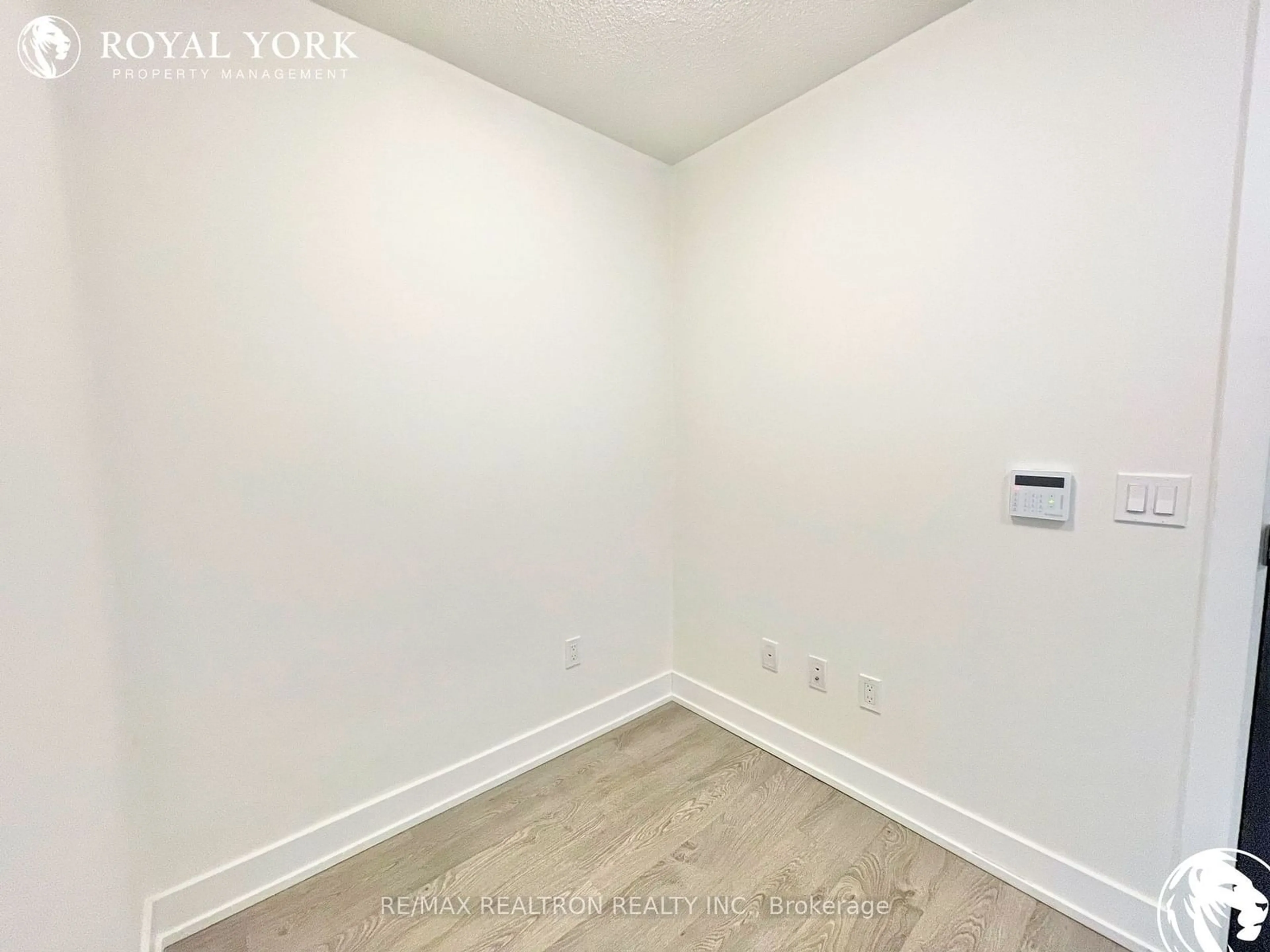 A pic of a room for 9 Mabelle Ave #2120, Toronto Ontario M9E 0E1