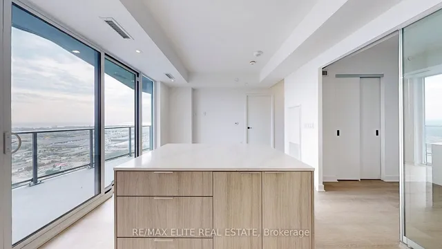 Additional property image - 36 Zorra St Unit 2507