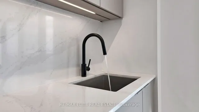 Additional property image - 36 Zorra St Unit 2507