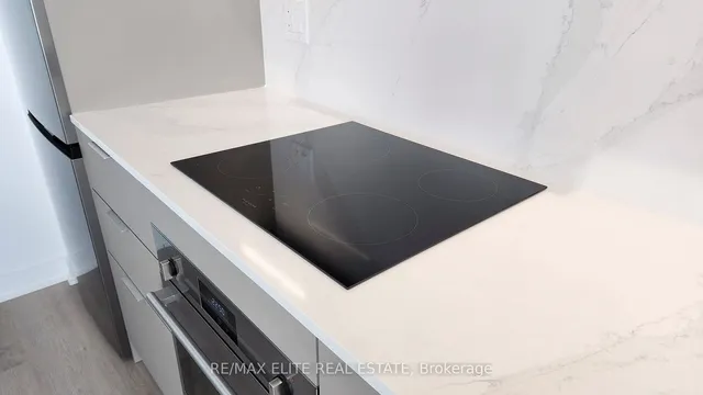 Additional property image - 36 Zorra St Unit 2507