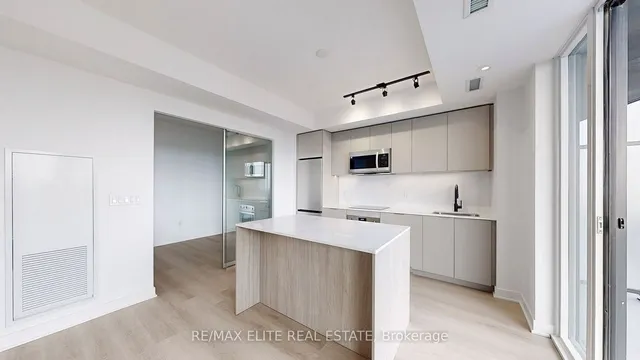 Additional property image - 36 Zorra St Unit 2507