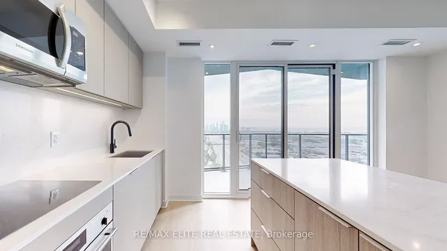 Additional property image - 36 Zorra St Unit 2507