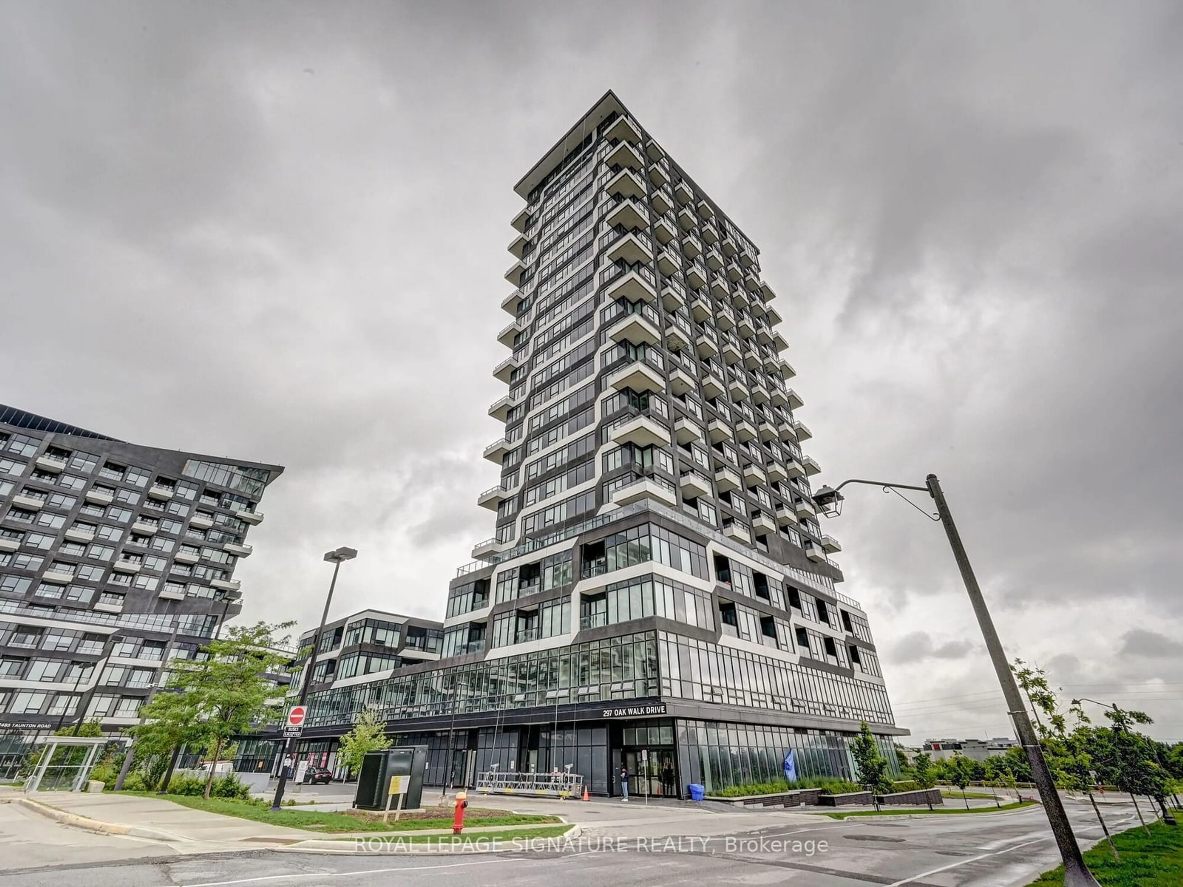 Unknown for 297 Oak Walk Dr #318, Oakville Ontario L6H 3R6