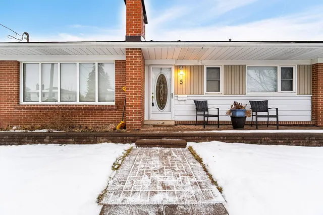 Additional property image - 5 Sterne Ave