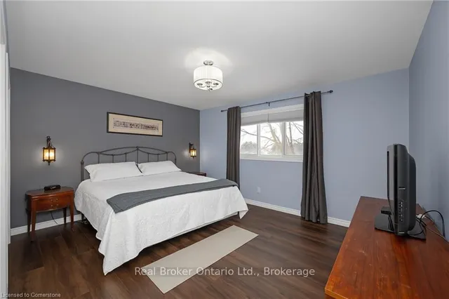 Additional property image - 533 Hayward Cres