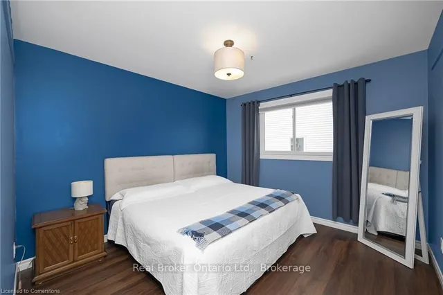 Additional property image - 533 Hayward Cres