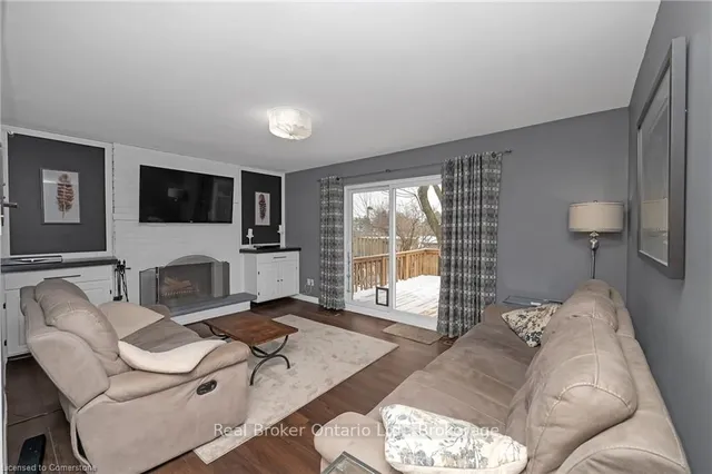 Additional property image - 533 Hayward Cres