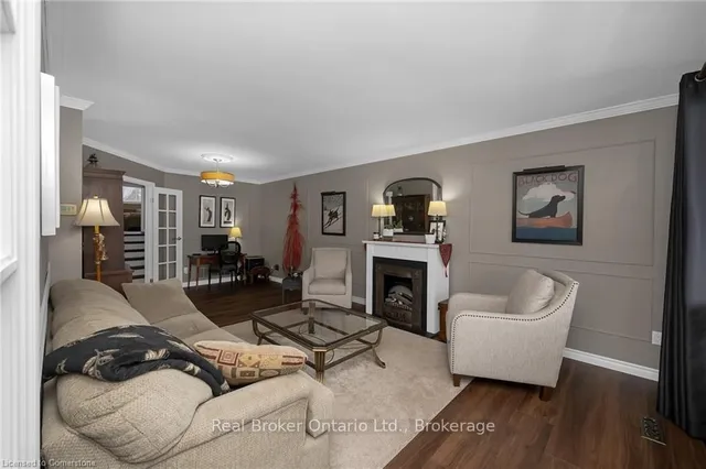 Additional property image - 533 Hayward Cres