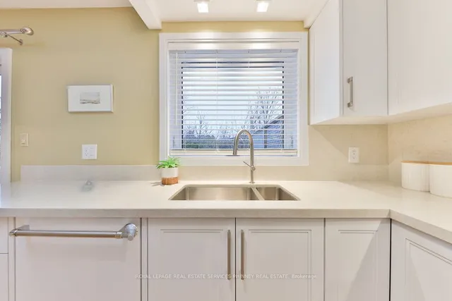 Additional property image - 1190 Greyowl Pt