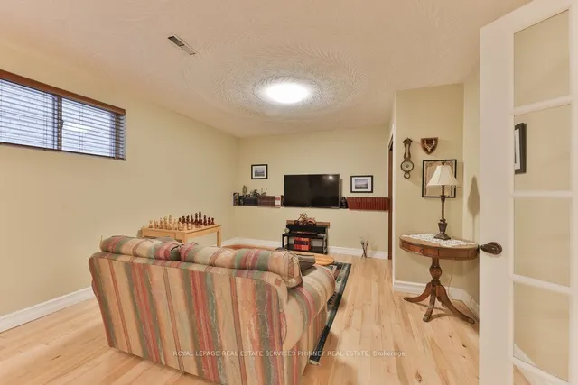 Additional property image - 1190 Greyowl Pt