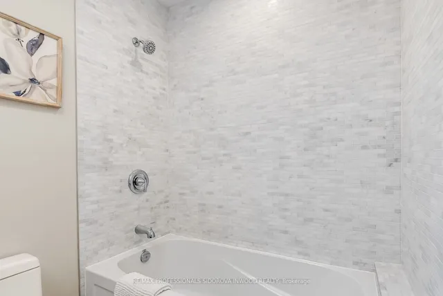 Additional property image - 545 Runnymede Rd