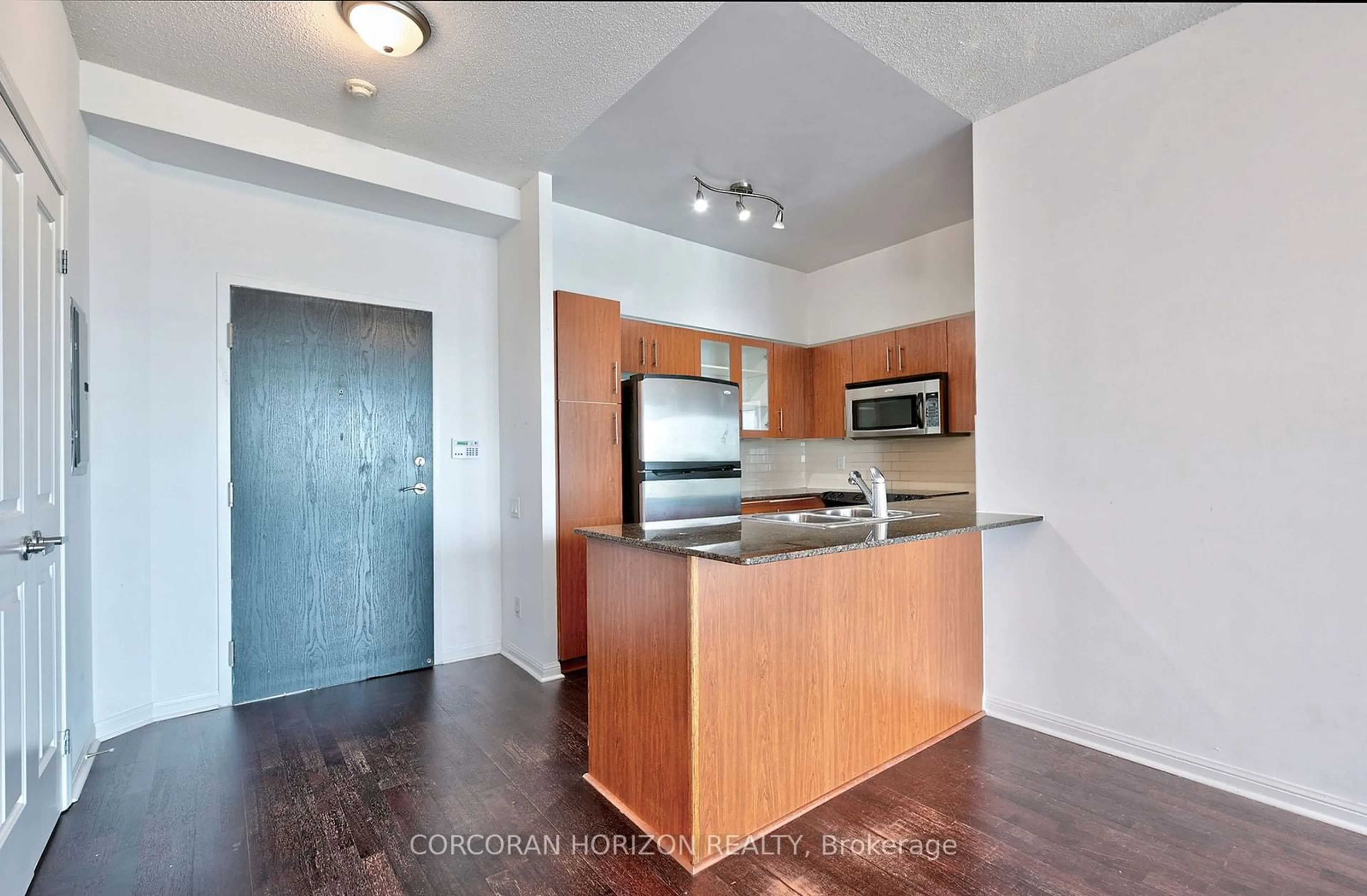 Standard kitchen, unknown for 15 Windermere Ave #1708, Toronto Ontario M6S 5A2