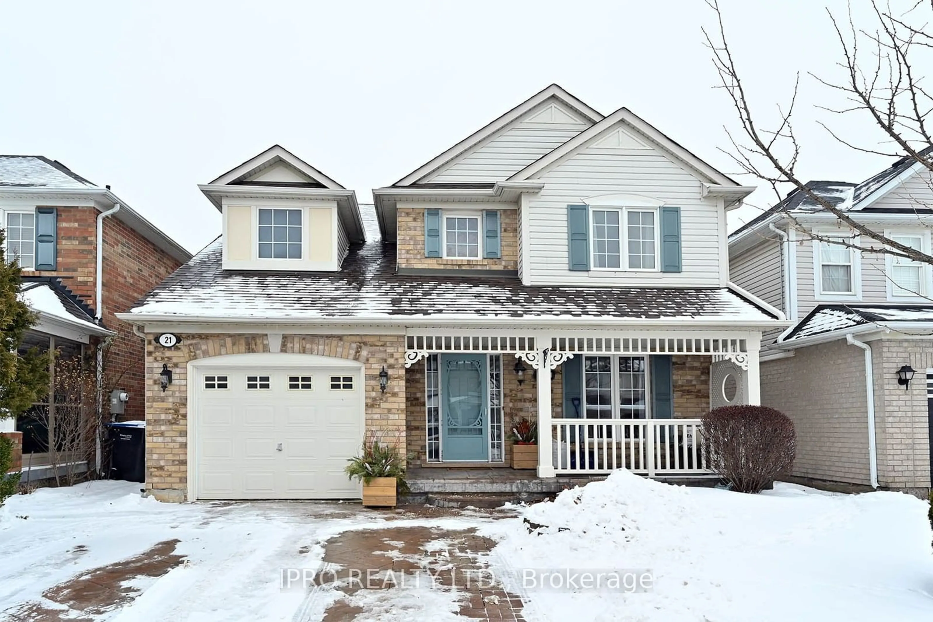 Home with brick exterior material, street for 21 Vista Green Cres, Brampton Ontario L7A 2S3