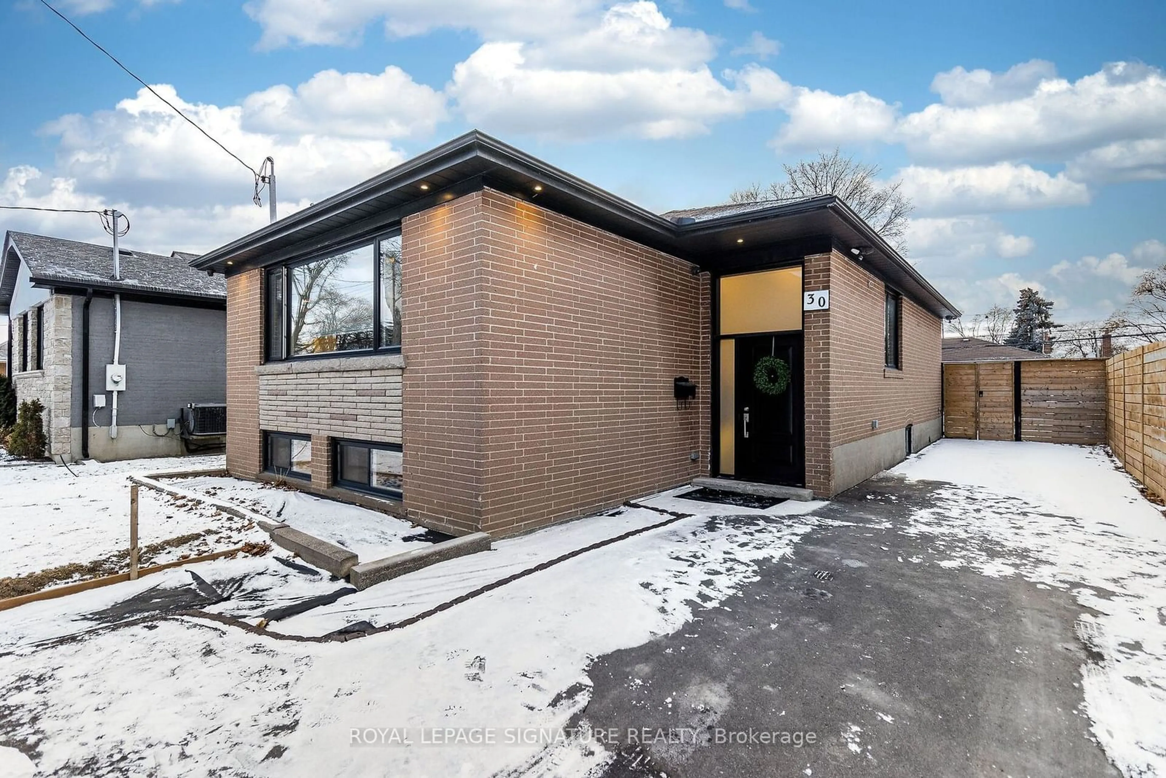 Home with brick exterior material, building for 30 Heatherglen Rd, Toronto Ontario M9W 4R1