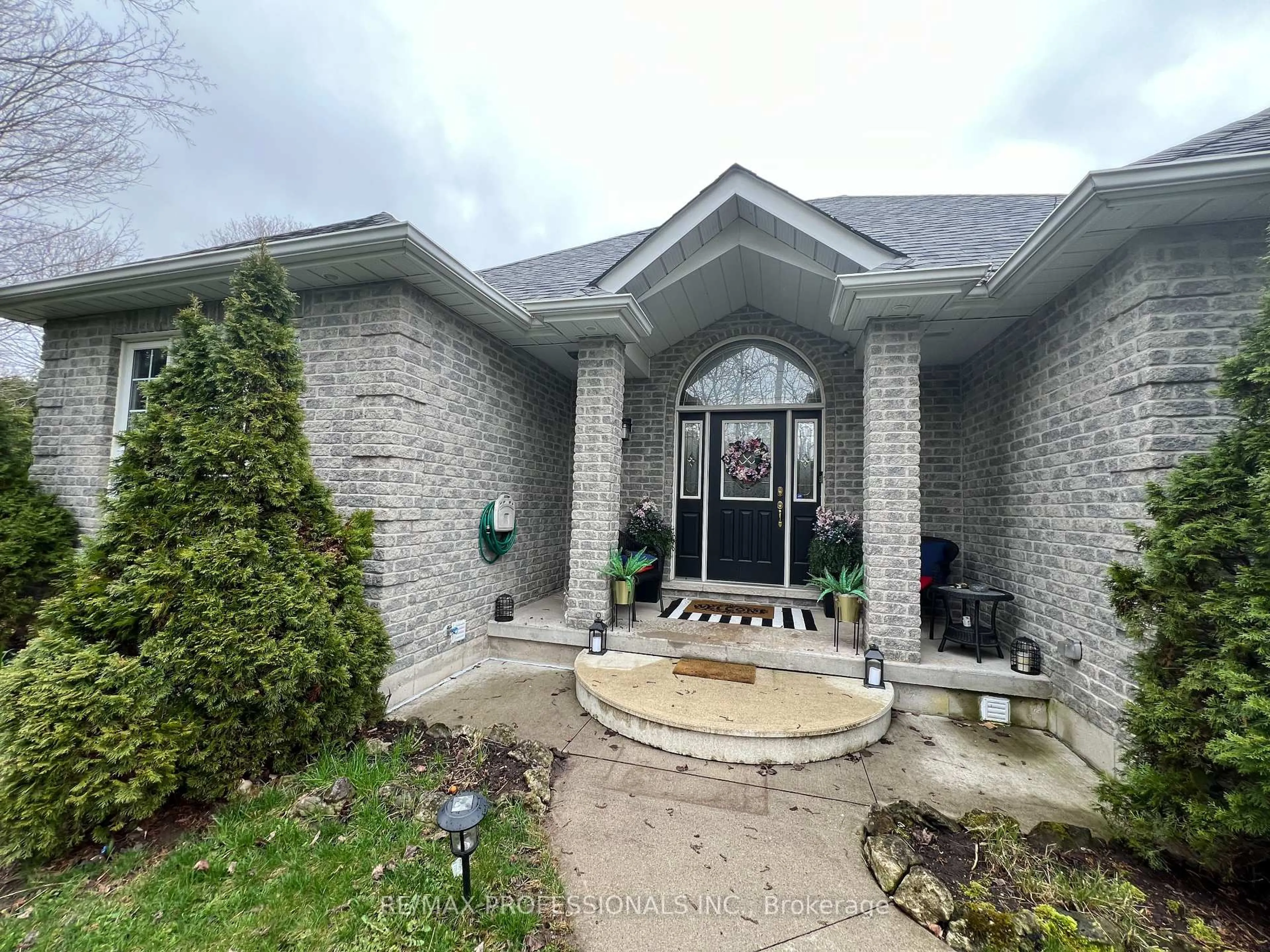 Unknown for 12 Deer Run Cres, Halton Hills Ontario L7J 2L7