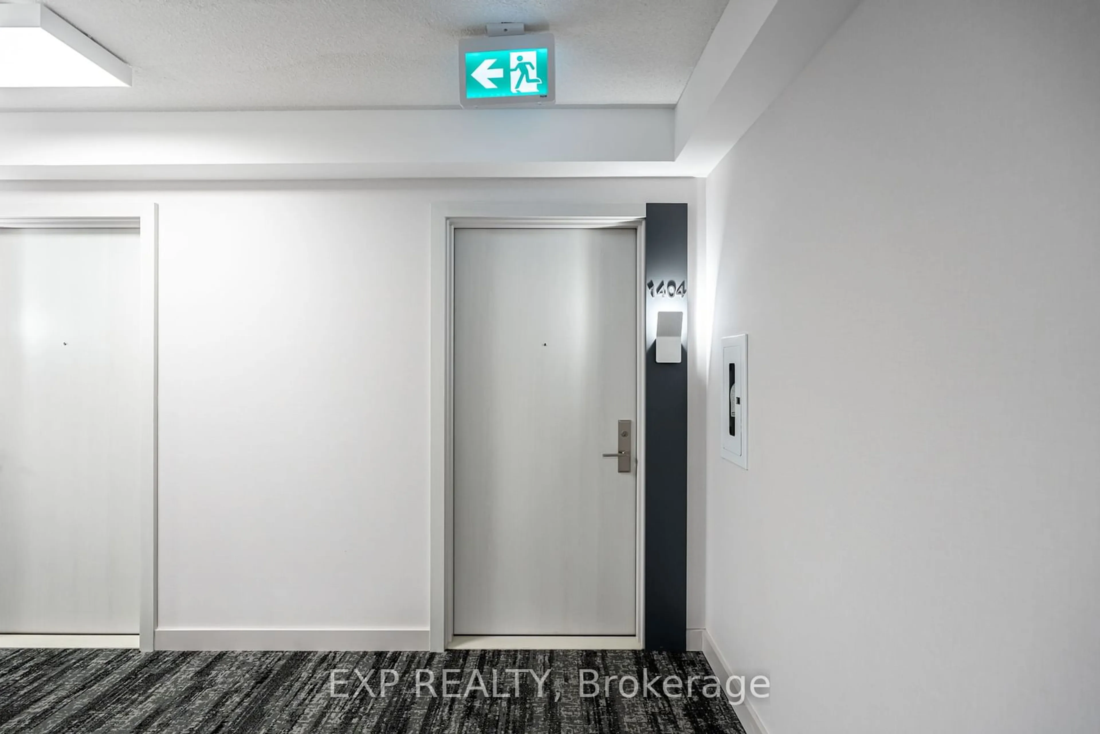 Indoor foyer for 30 Samuel Wood Way #1404, Toronto Ontario M9B 0C9