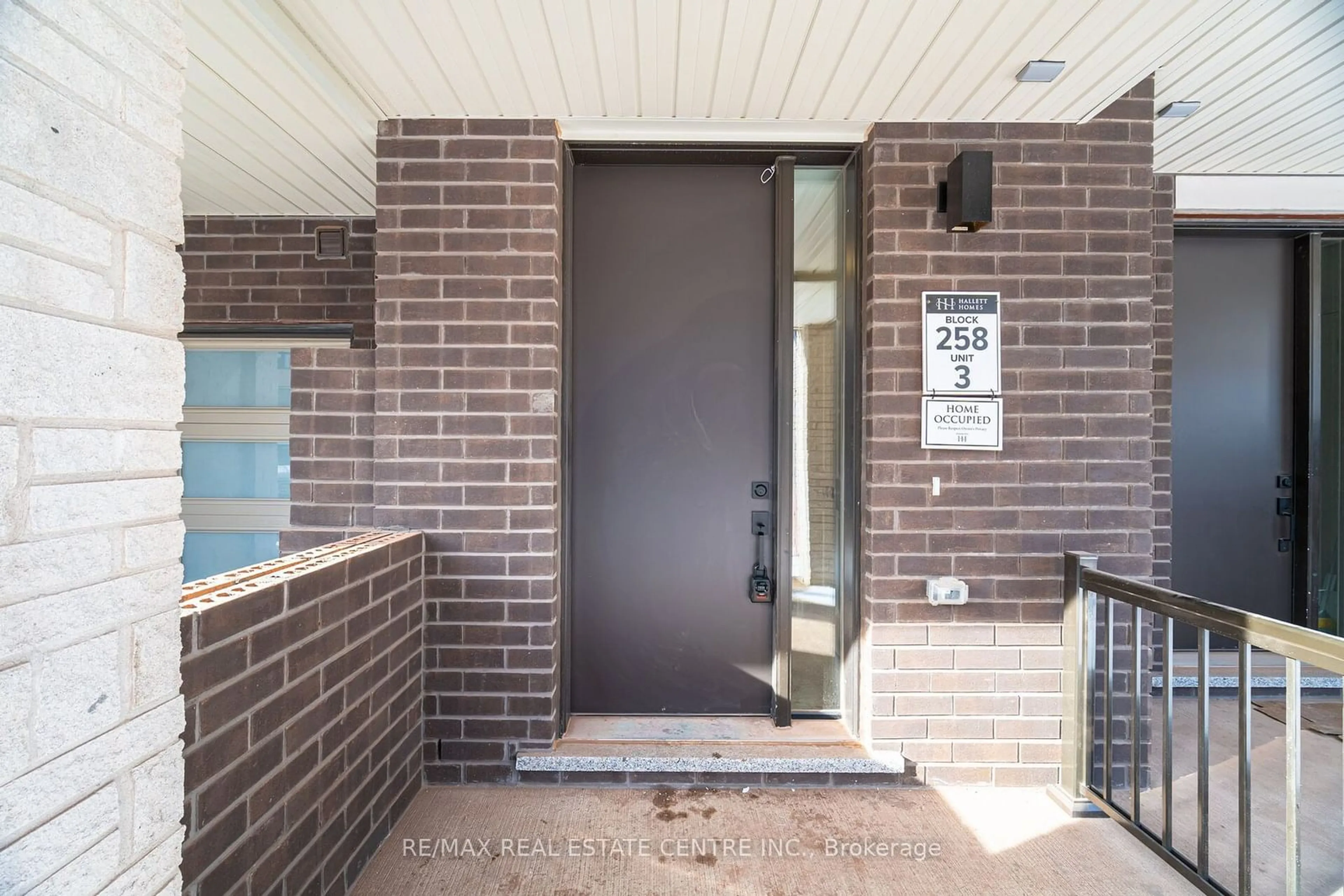 Home with brick exterior material, street for 1307 Anthonio Tr, Oakville Ontario L6H 7Z2