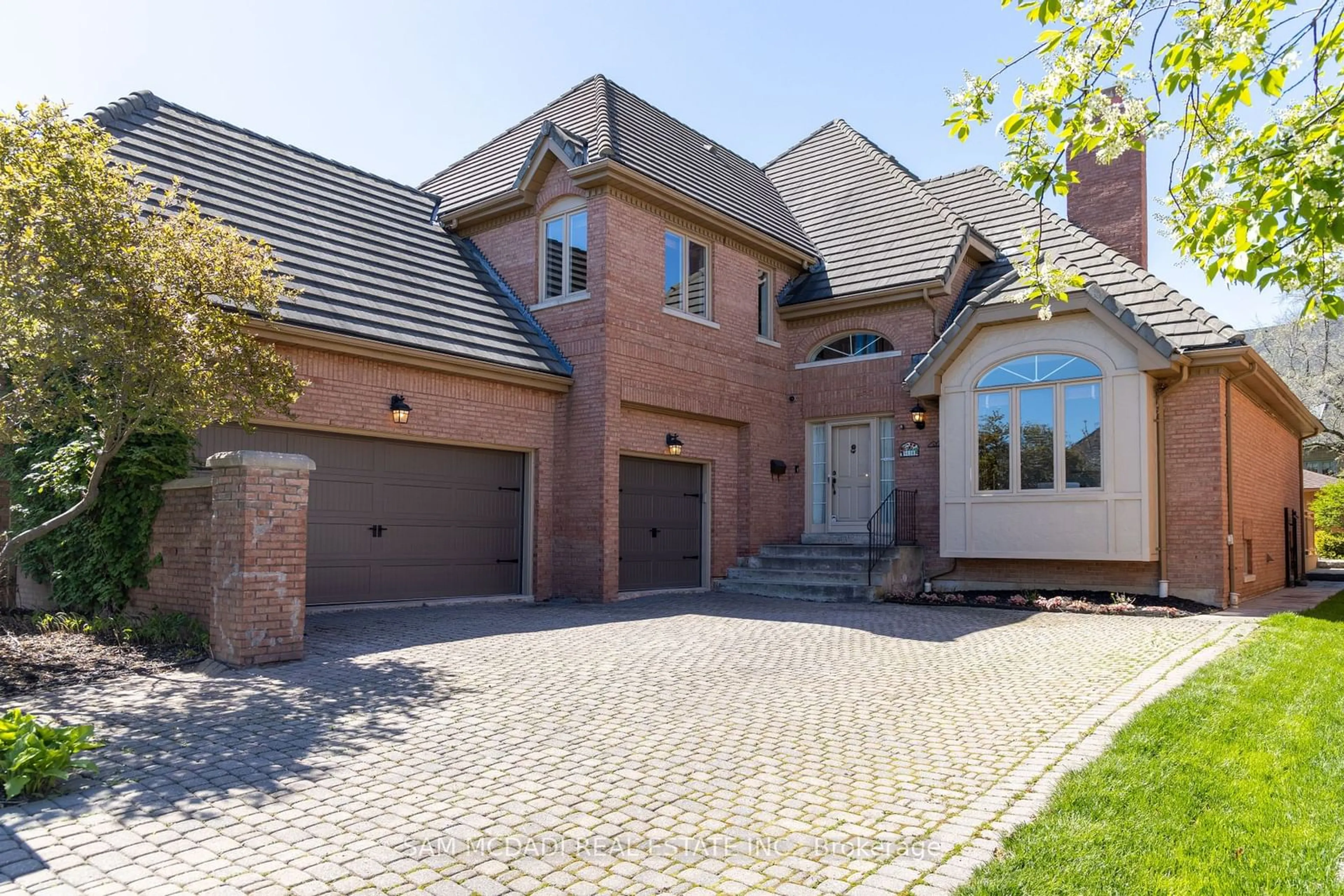 Home with brick exterior material, street for 5114 Forest Hill Dr, Mississauga Ontario L5M 5A3