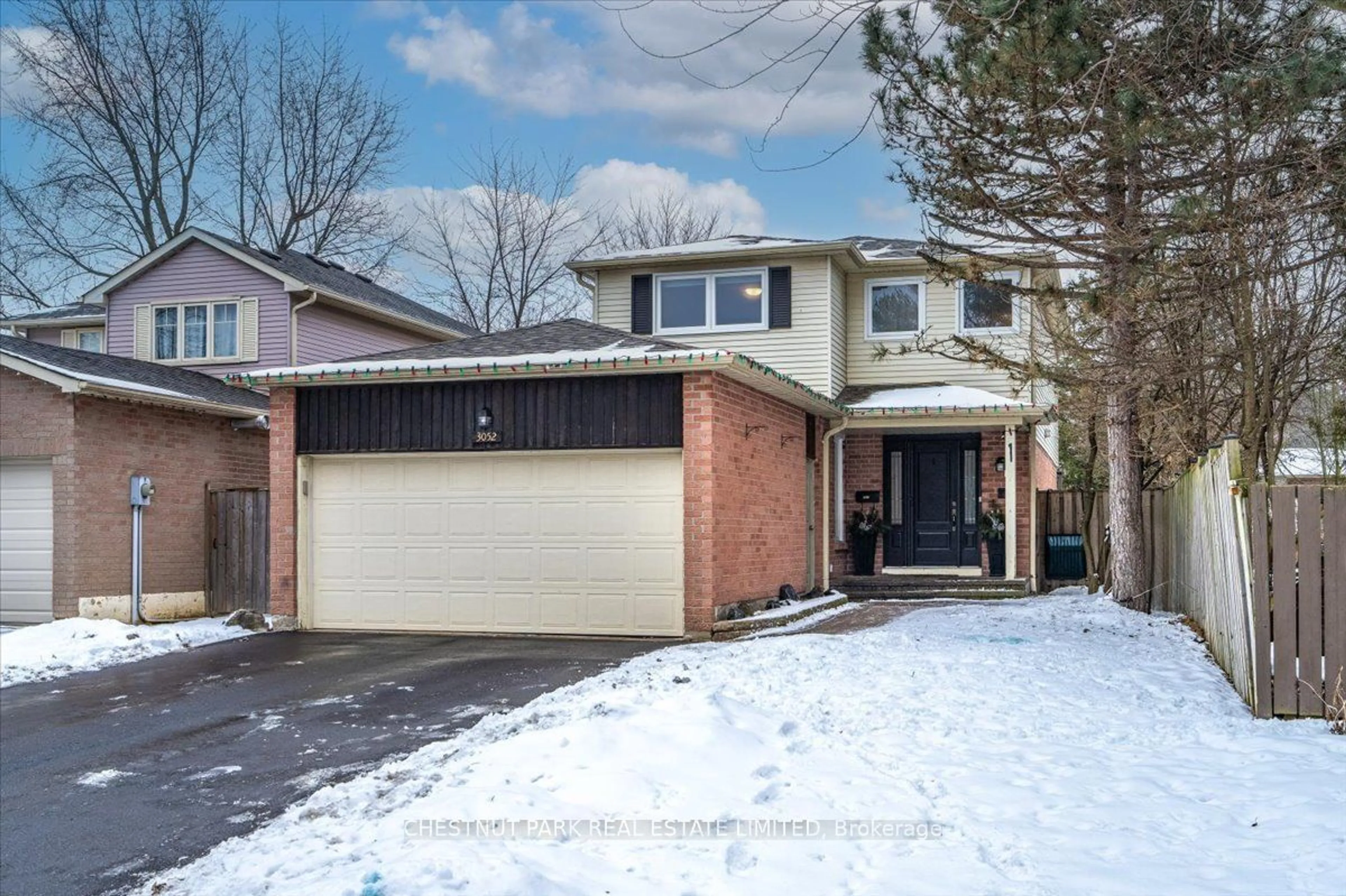 Home with brick exterior material, street for 3052 Keynes Cres, Mississauga Ontario L5N 3A1