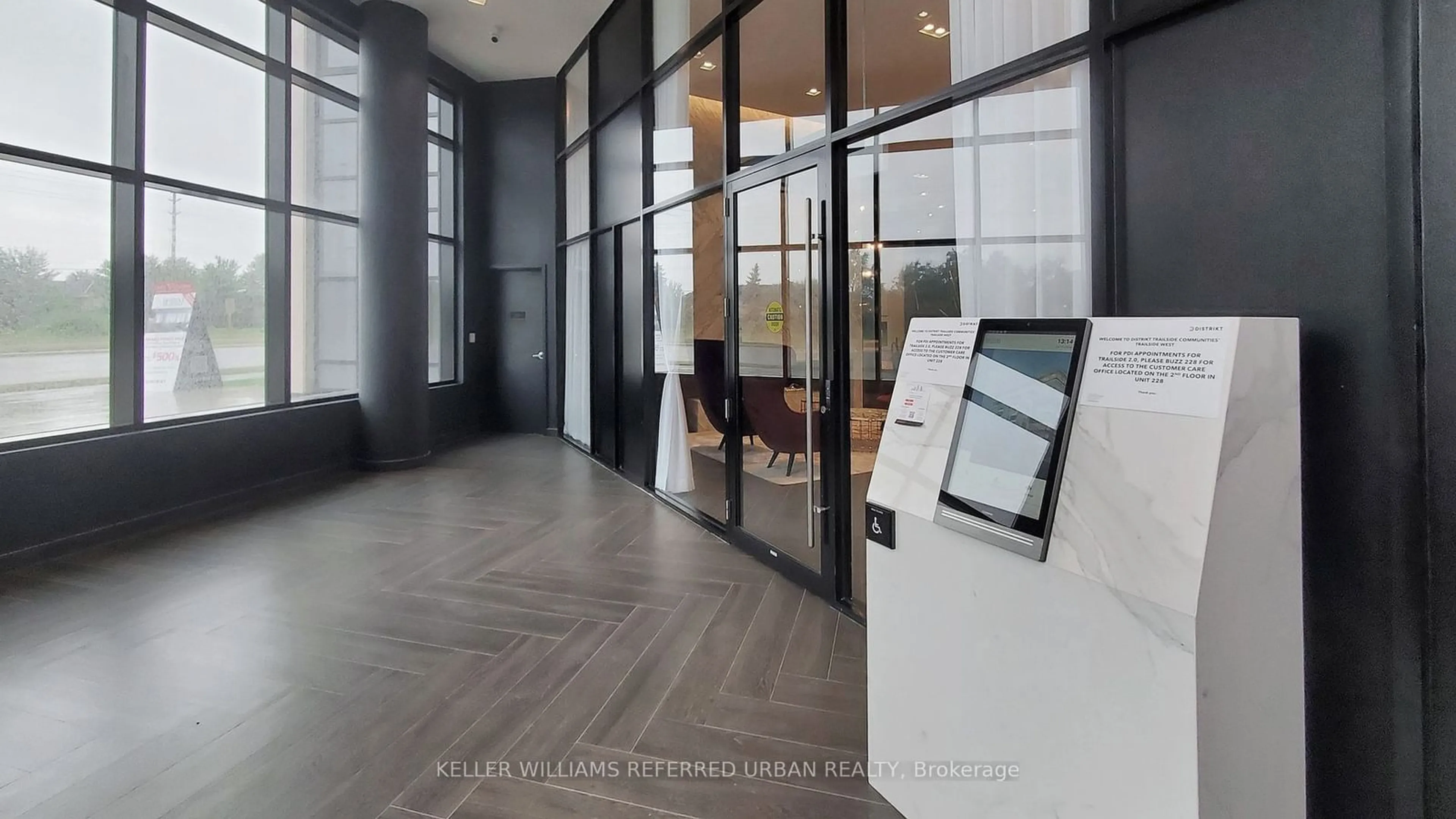 Indoor foyer for 405 Dundas St #324, Oakville Ontario L6M 5P9