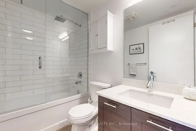 Additional property image - 2212 Lakeshore Blvd Unit 713