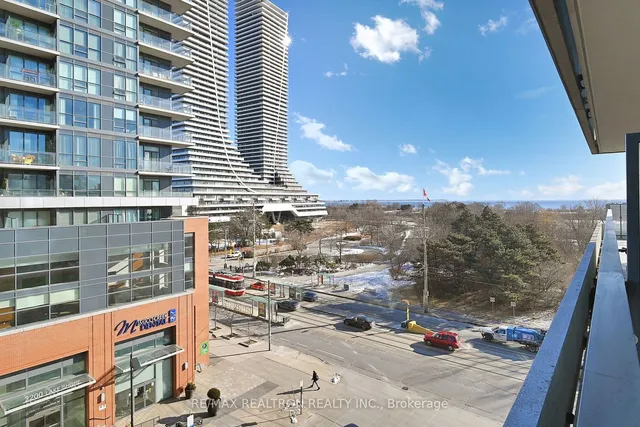 Additional property image - 2212 Lakeshore Blvd Unit 713