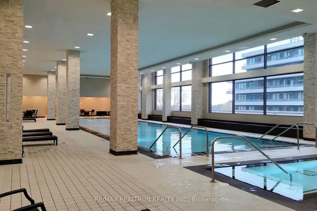 Additional property image - 2212 Lakeshore Blvd Unit 713
