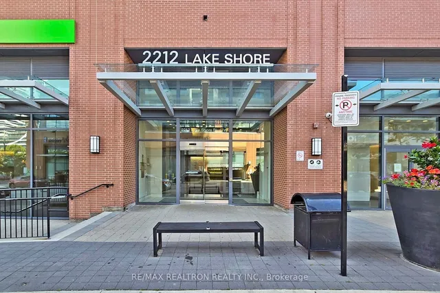 Additional property image - 2212 Lakeshore Blvd Unit 713