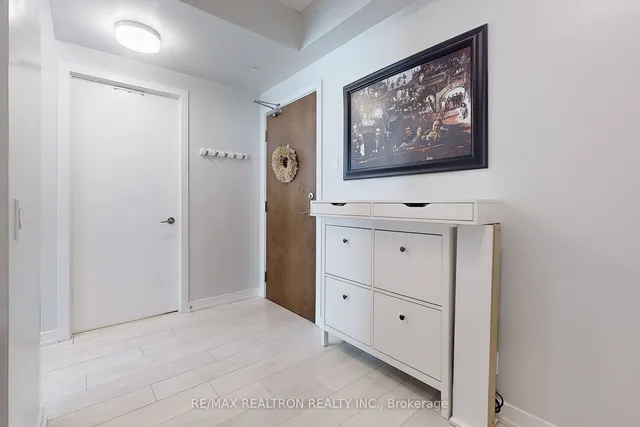 Additional property image - 2212 Lakeshore Blvd Unit 713