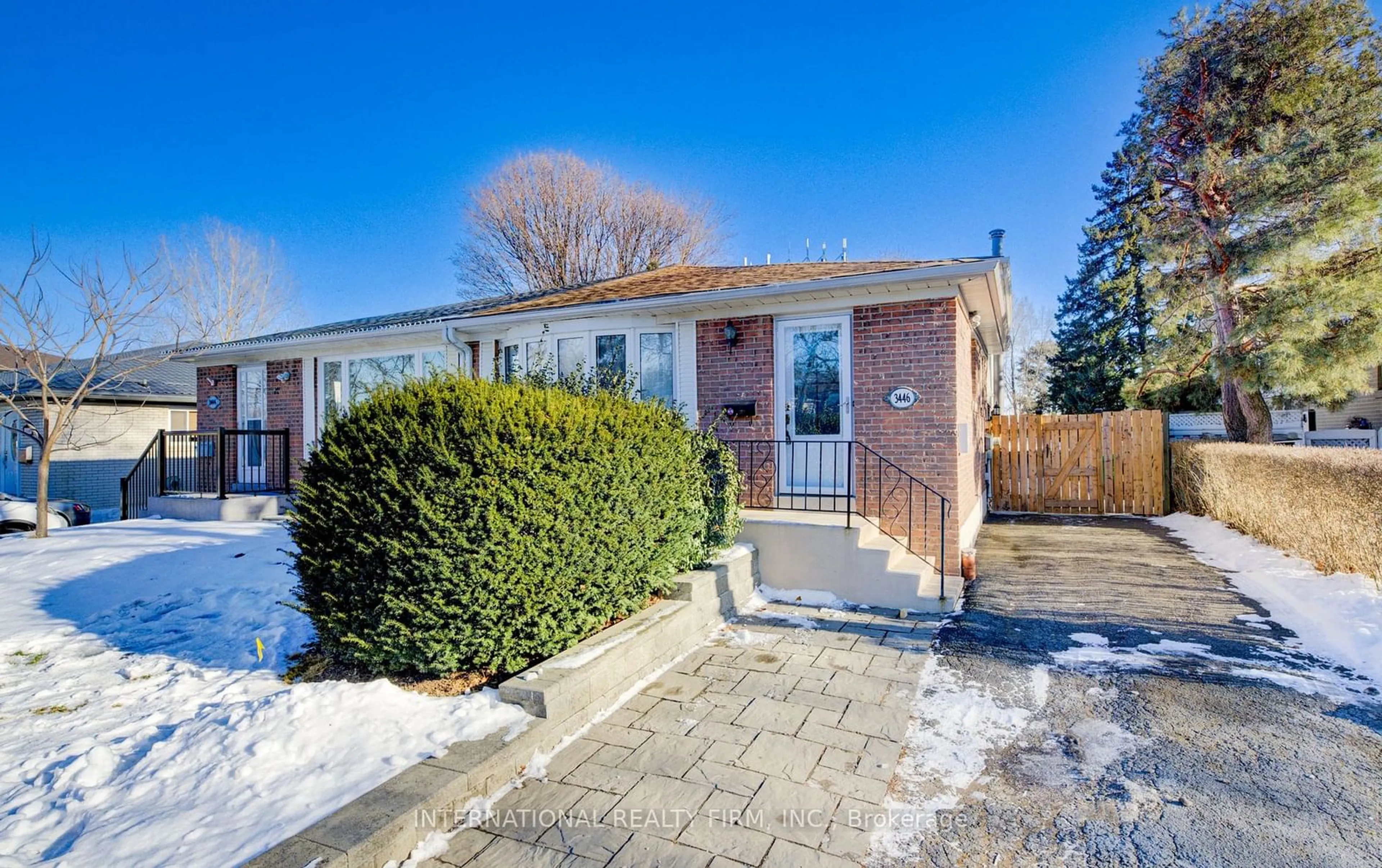 Home with brick exterior material, street for 3446 Bannerhill Ave, Mississauga Ontario L4X 1V1