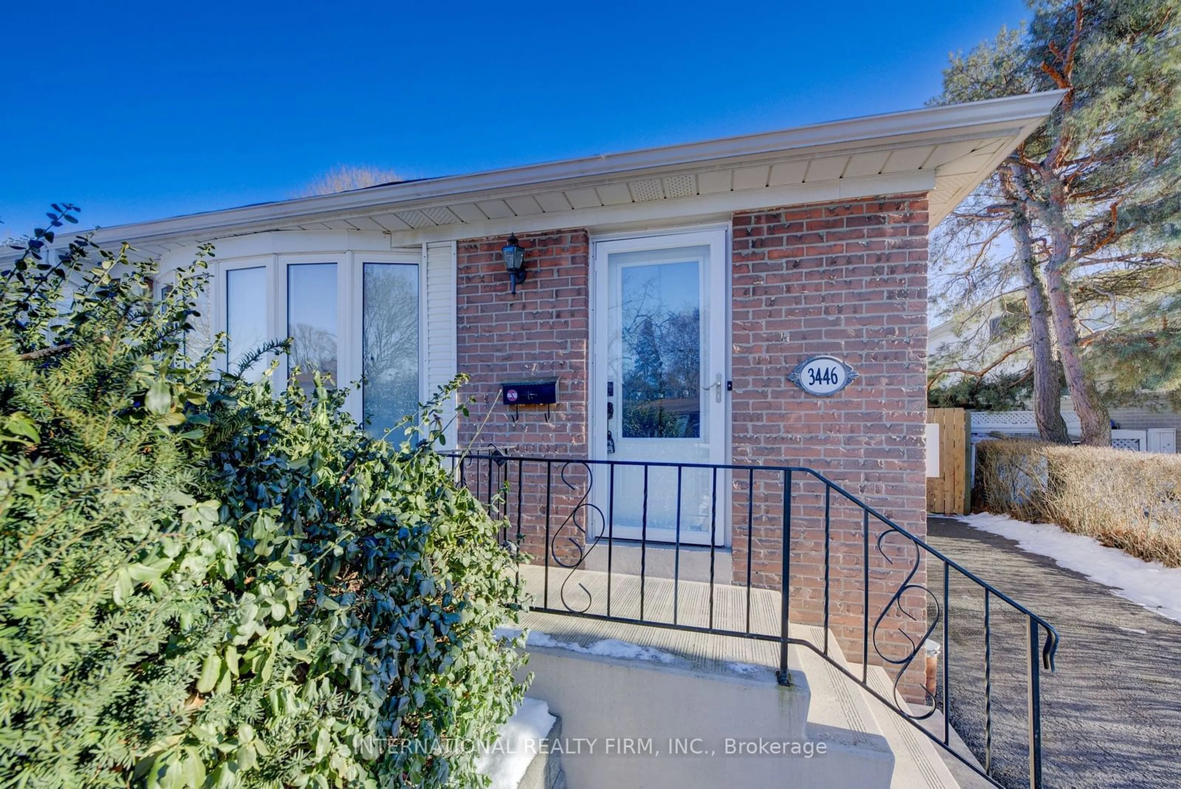 Home with brick exterior material, street for 3446 Bannerhill Ave, Mississauga Ontario L4X 1V1