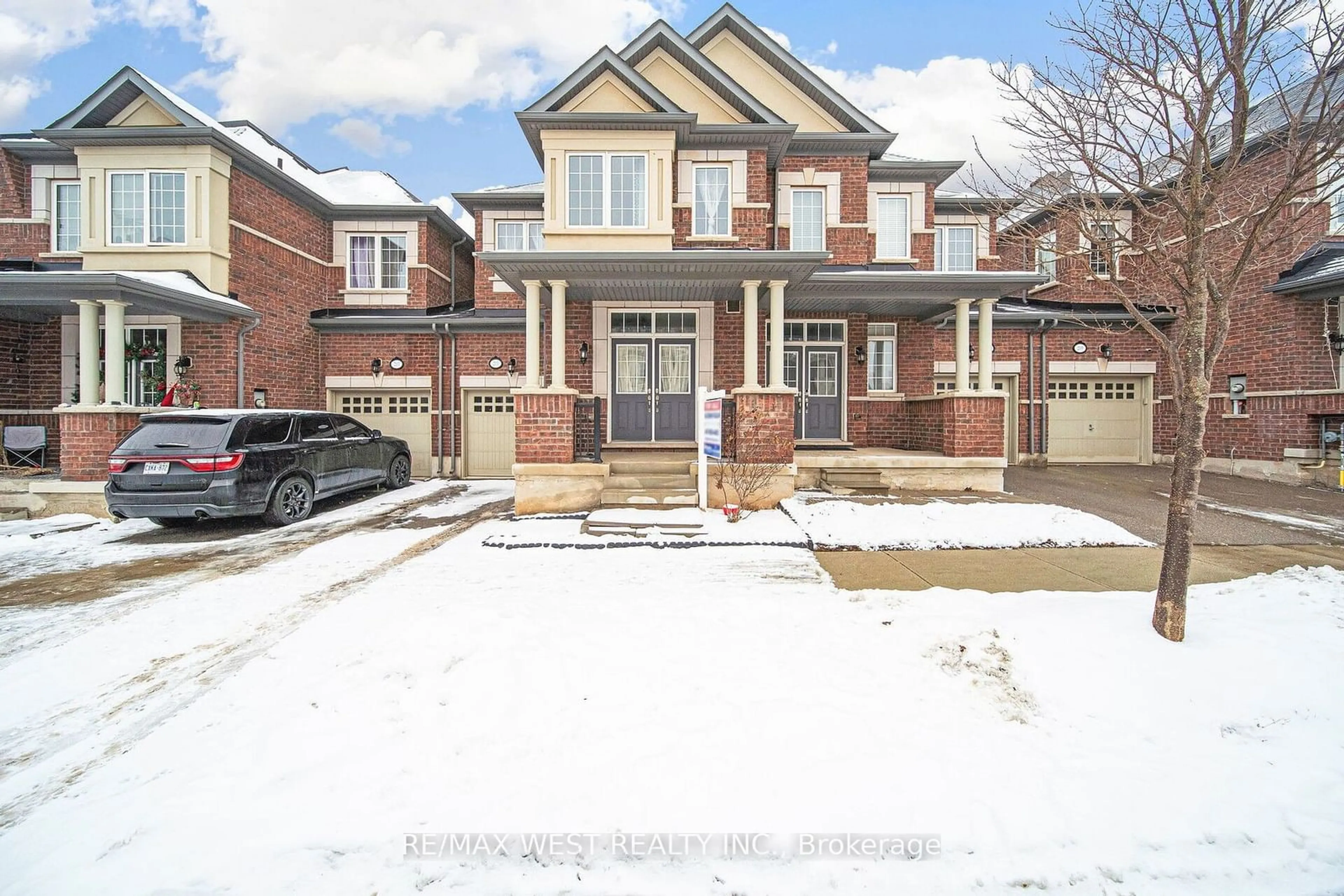 Home with brick exterior material, street for 213 Sarah Cline Dr, Oakville Ontario L6M 0T8