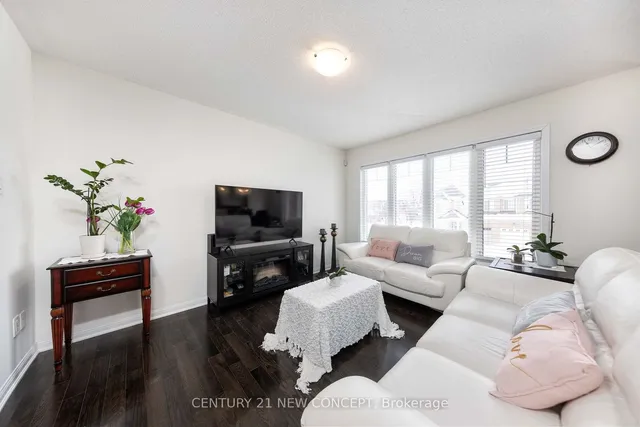 Additional property image - 890 Brassard Circ
