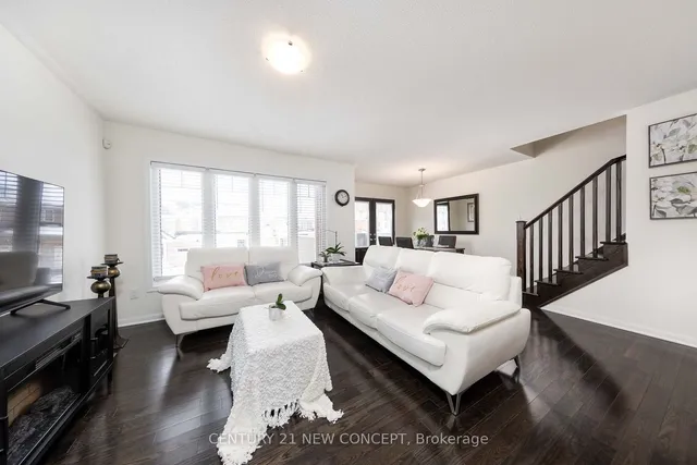 Additional property image - 890 Brassard Circ